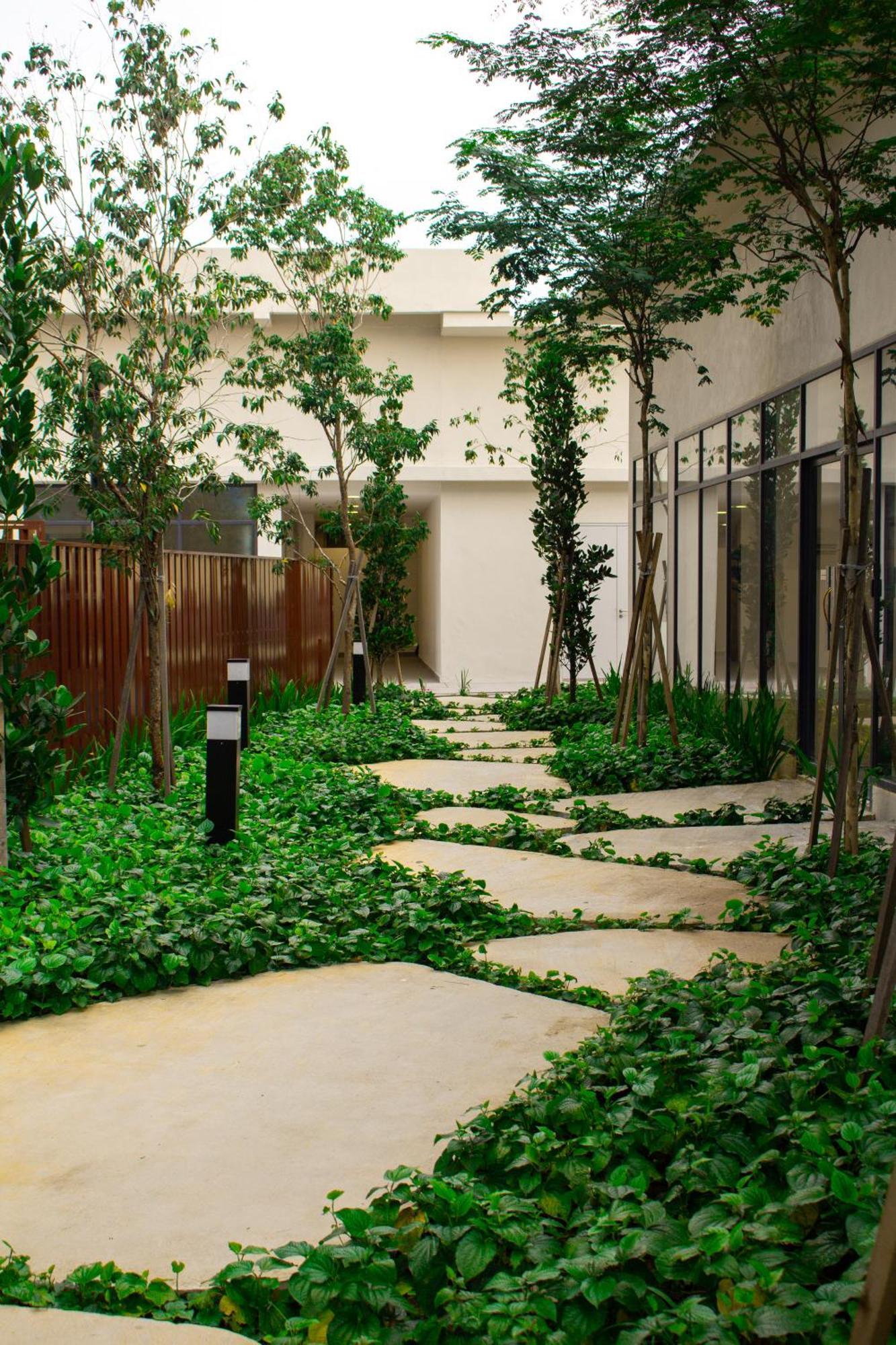 Modern Sunsuria Setia Alam At Hotel Shah Alam