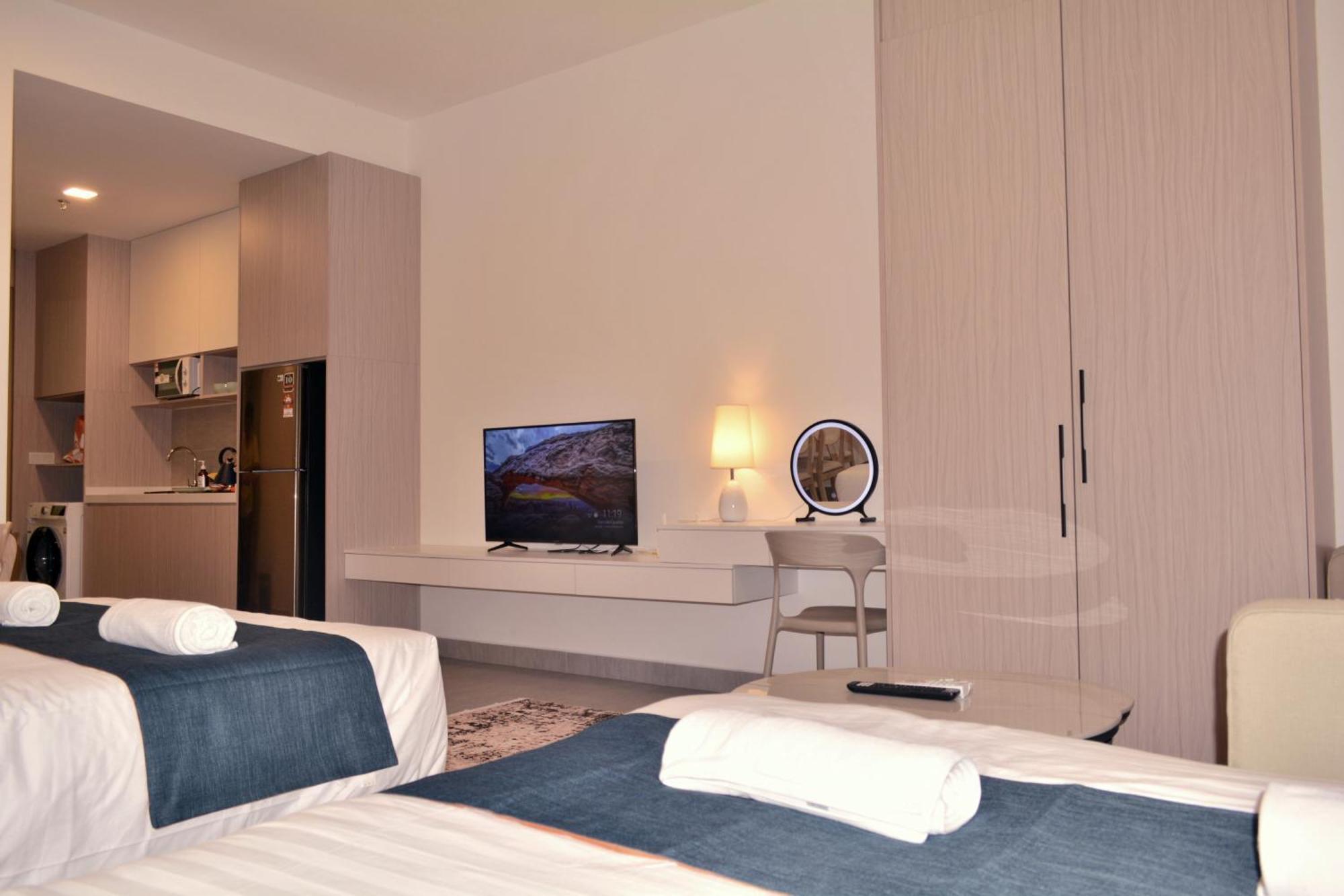 Hotel Modern Sunsuria Setia Alam At 5*